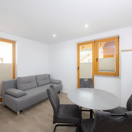 Apartment Arnika كْرانْيِسكا غورا المظهر الخارجي الصورة